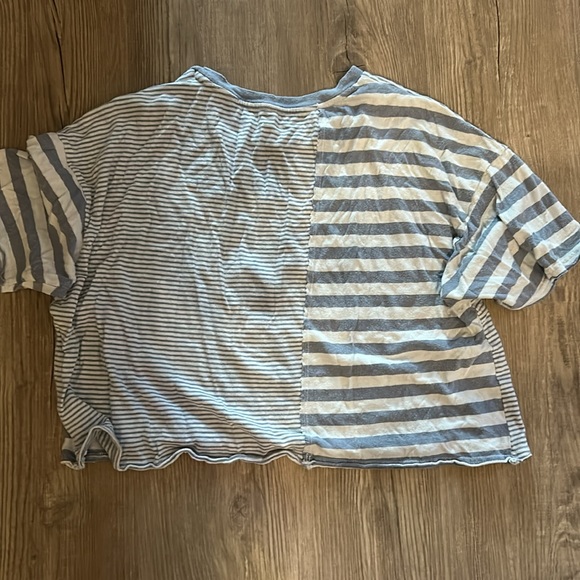 american eagle tee - Picture 2 of 2